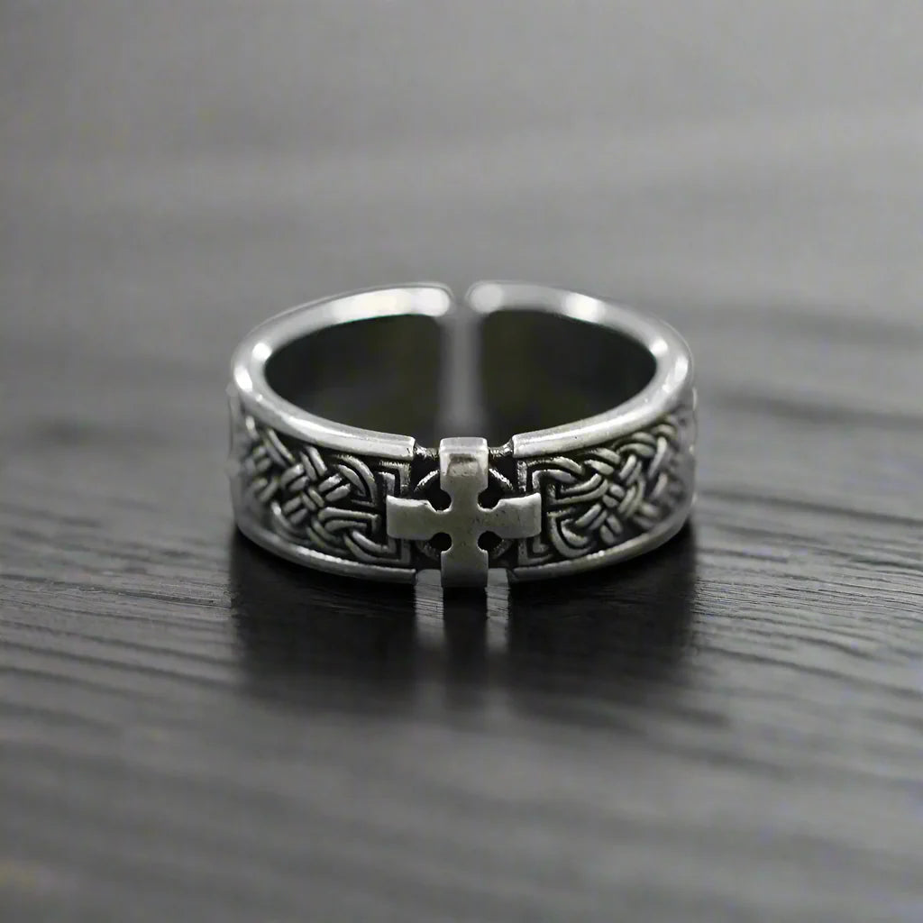 Adjustable Ring Men Cross Templar - resizable / S0066