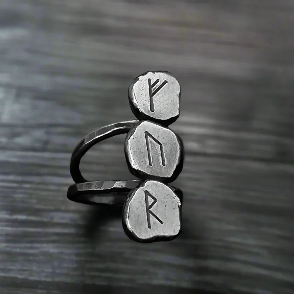 Bague Viking Acier Triple Runes - Argent Antique / 6