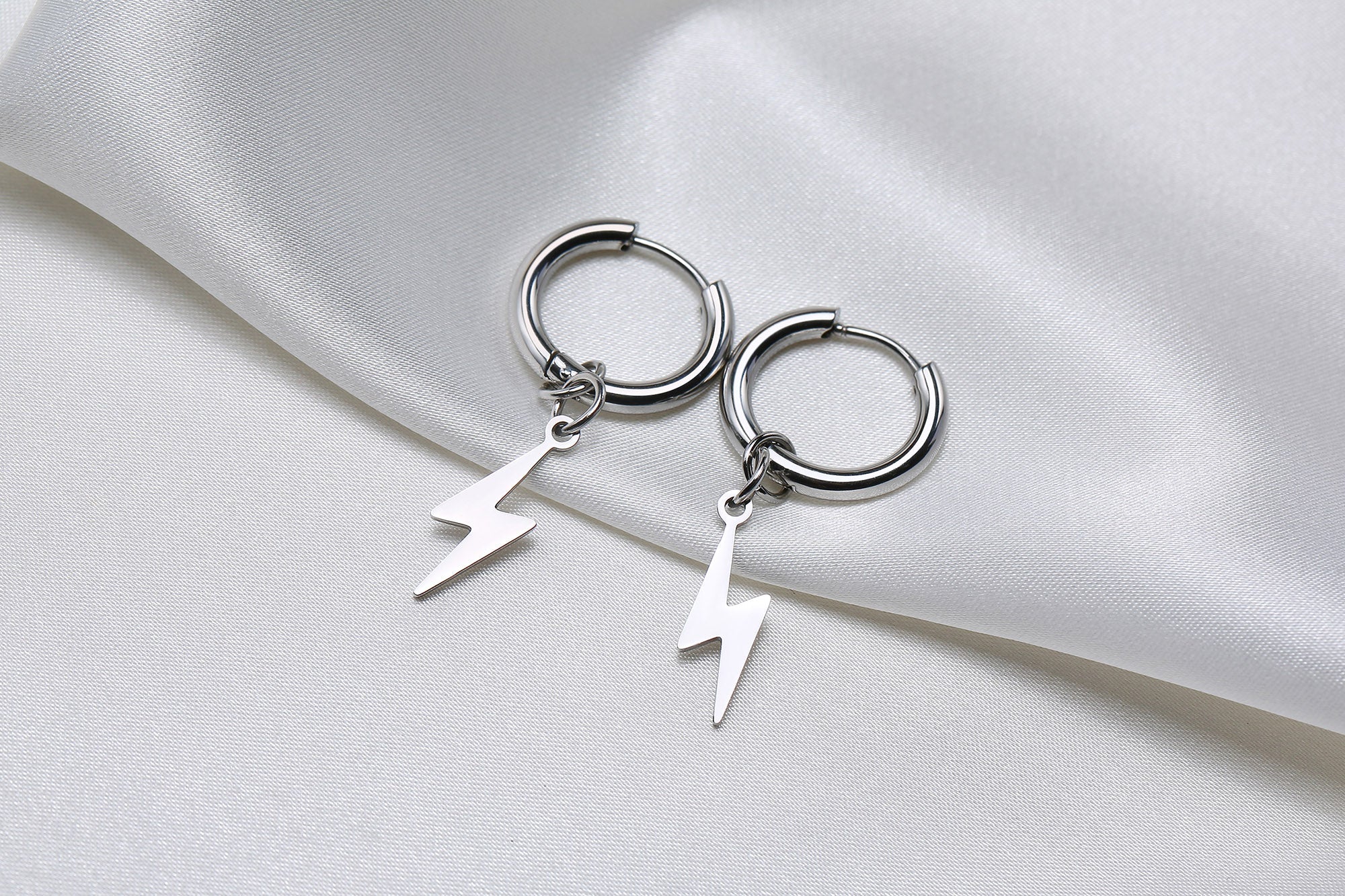 Boucle d’Oreille Homme ÉCLAIR (Paire)