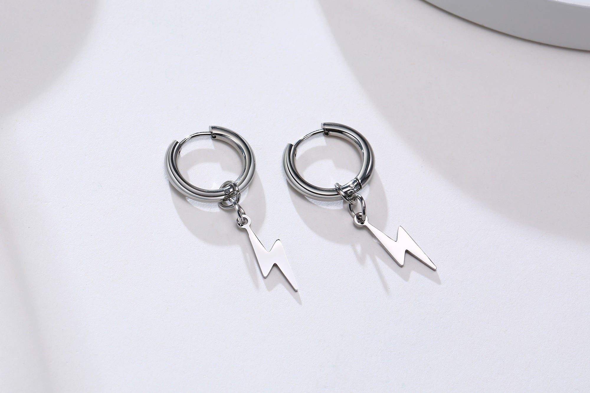 Boucle d’Oreille Homme ÉCLAIR (Paire)