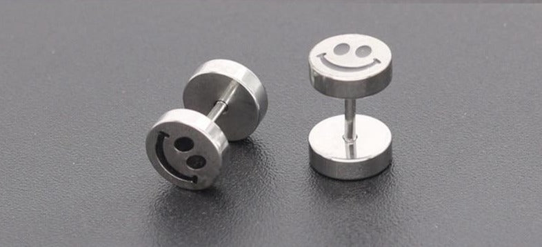clou d'oreille smiley