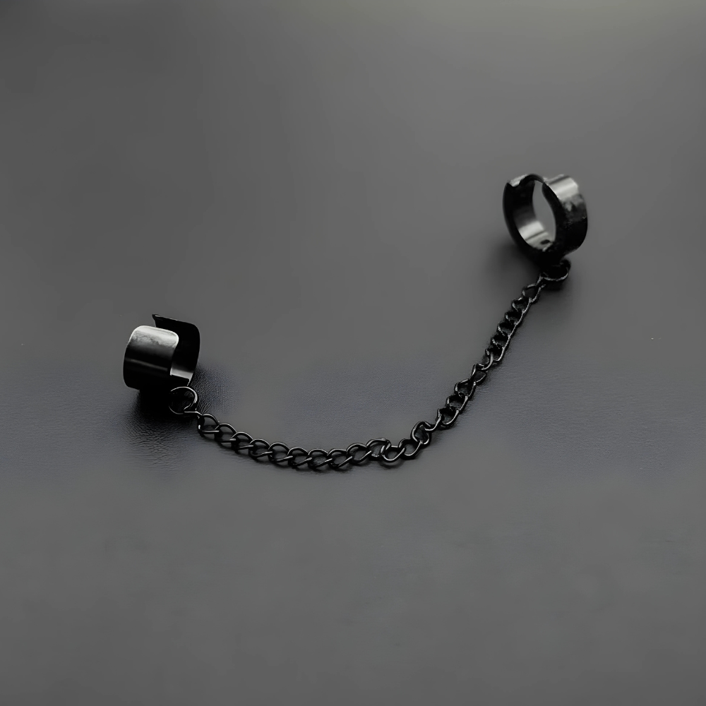 Ear cuff avec chaine au style punk noir