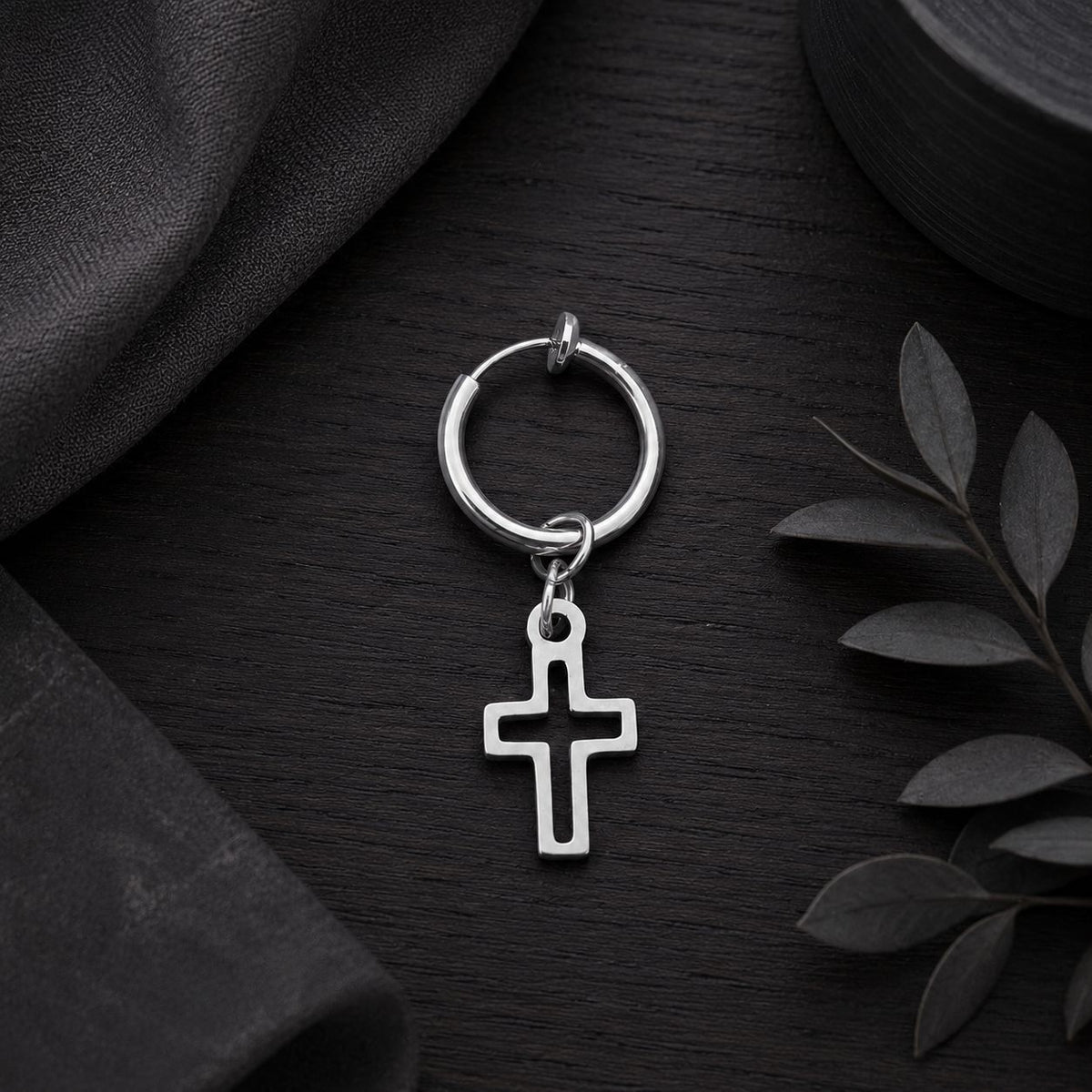 Boucles d'Oreille Homme Croix Ajoure (A l'unite)