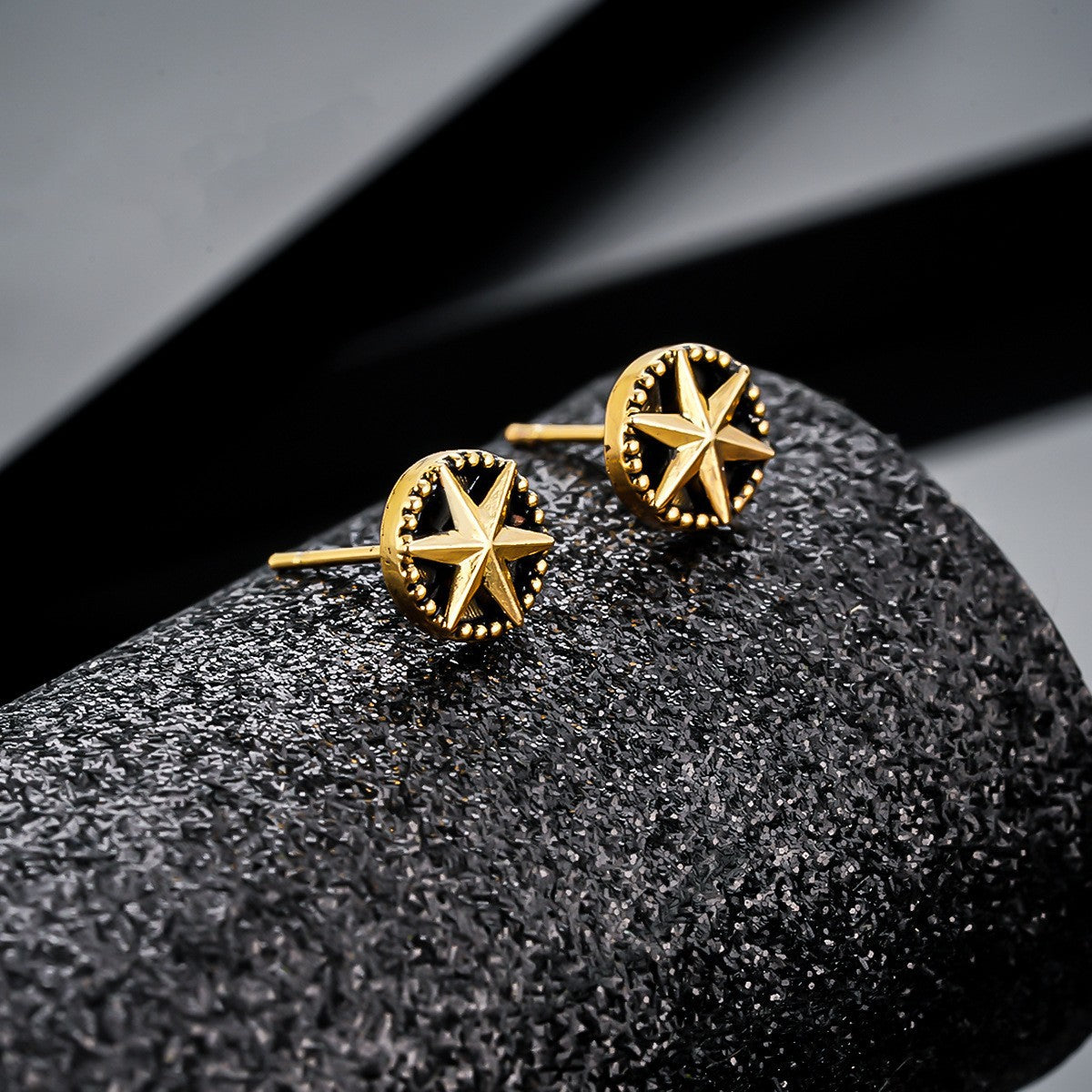 Puces d'Oreille Homme Clou (Paire)