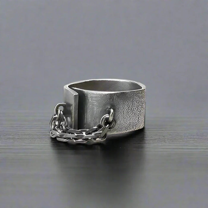 Bague Biker Acier avec Chaine