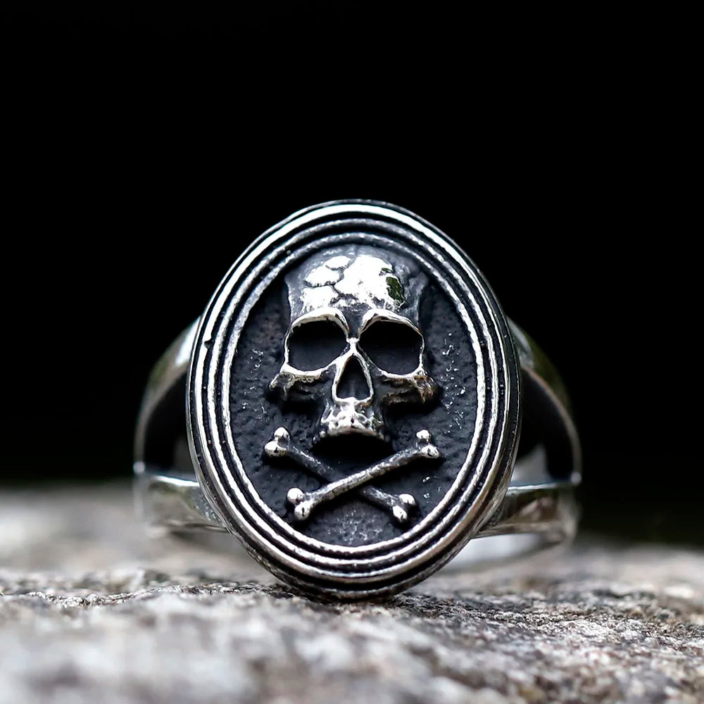 Men’s 316L stainless steel rings Vintage High Polished Vampire Skull Biker Rocker Ring Boy Heavy Metal Gothic jewelry