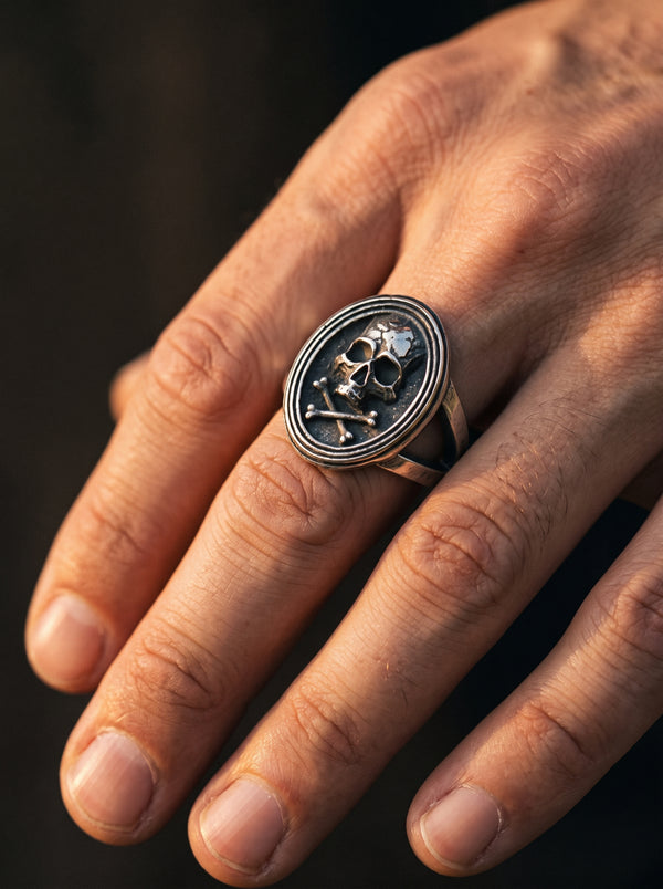 Men’s 316L stainless steel rings Vintage High Polished Vampire Skull Biker Rocker Ring Boy Heavy Metal Gothic jewelry