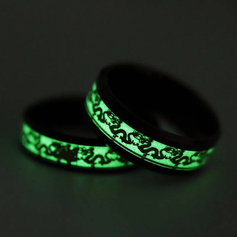 Cool Stainless Steel Luminous Dragon Rings for Men Women Dragon Totemn Glowing In Dark Couple Ring Wedding Bands