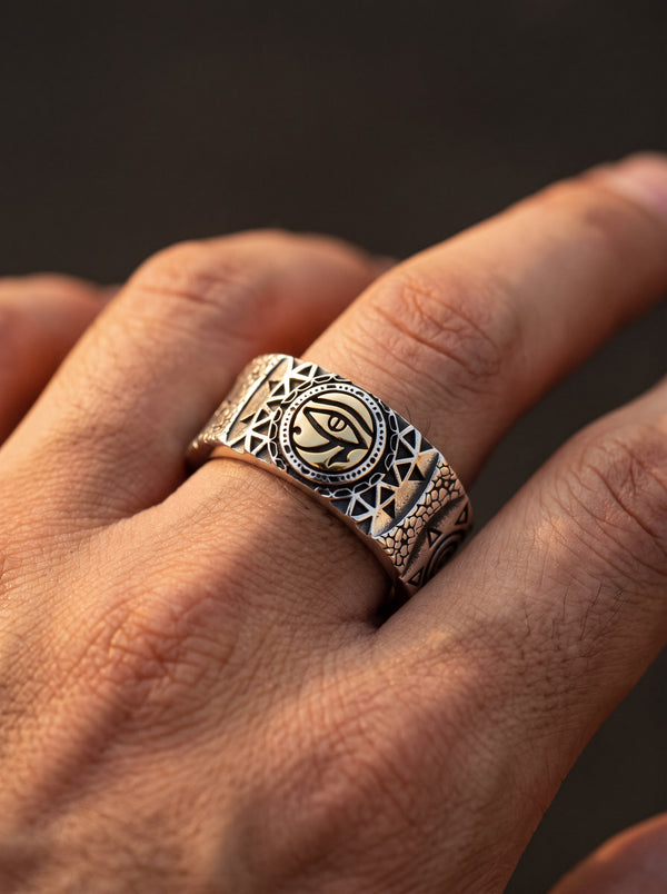 Adjustable Ring Men Egyptian Eye of Horus - resizable / S0003