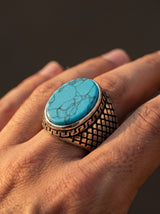 Bague Homme Acier Pierre TURQUOISE TEXTURÉE portee lifestyle Stag
