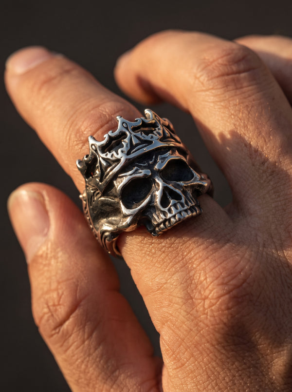 Bague Tête de Mort Gothique Homme COURONNÉE - Ajustable