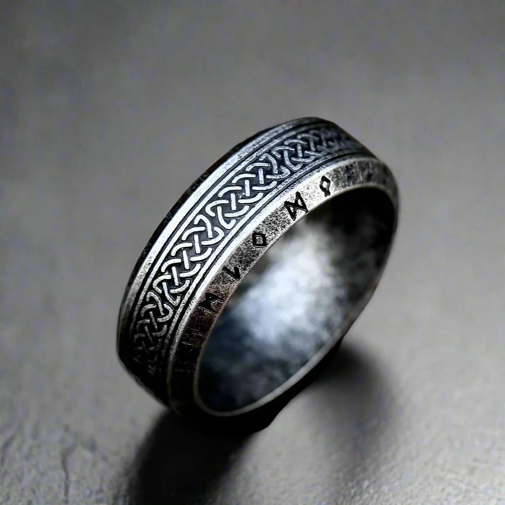 Bague Noeud Celtique Runes Viking Acier - Argentée / 13