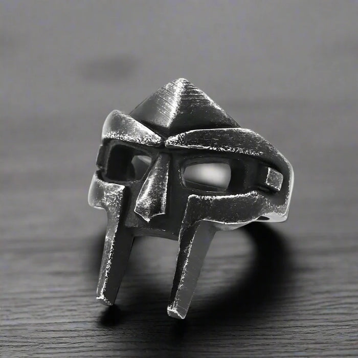 Bague Romaine Homme CASQUE NOIR MAT