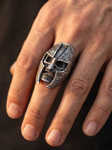 Bague Romaine Homme GUERRIER ANCIEN portee lifestyle Stag