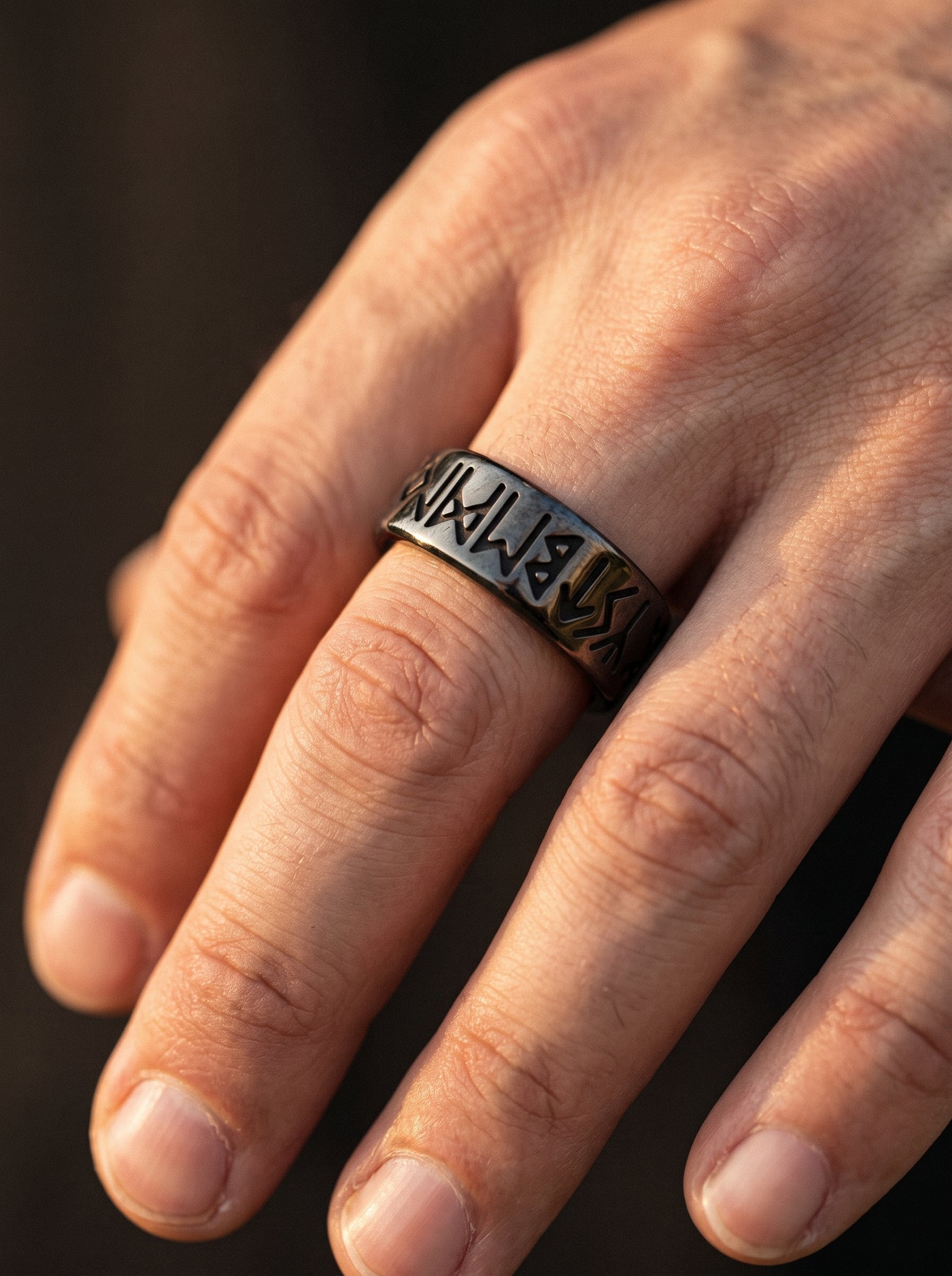 Bague Viking Homme Acier RUNES NOIRES