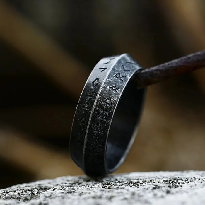 Bague Viking Homme Acier RUNIQUE NOIRE