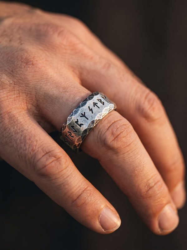 Bague Viking Runes Taillée en Acier Antique - Acier Antique / 7