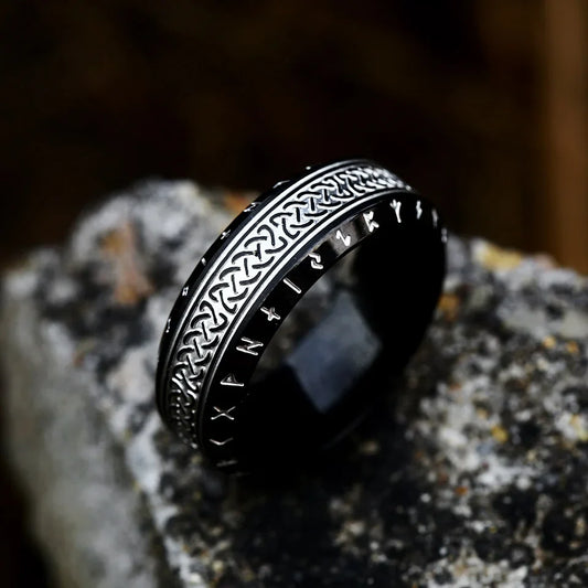 Bague Viking Runes Noire Acier - Noir / 7