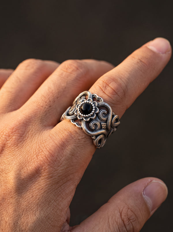 Open Adjustable Ring Men Vintage Black Stone - resizable / S0069