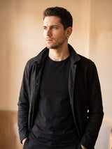 Boucle d'Oreille Homme ANNEAU ACIER (Paire) portée, plan large
