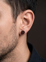 Boucle d'Oreille Homme BOIS (Paire) portee lifestyle Stag