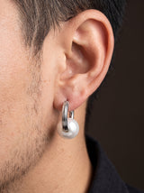 Boucle d'Oreille Homme CÉRAMIQUE (Paire) portee lifestyle Stag