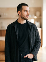 Boucle d'Oreille Homme CÉRAMIQUE (Paire) portée, plan large