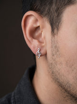Boucle d'Oreille Homme CLÉ DE SOL (Paire) portee lifestyle Stag