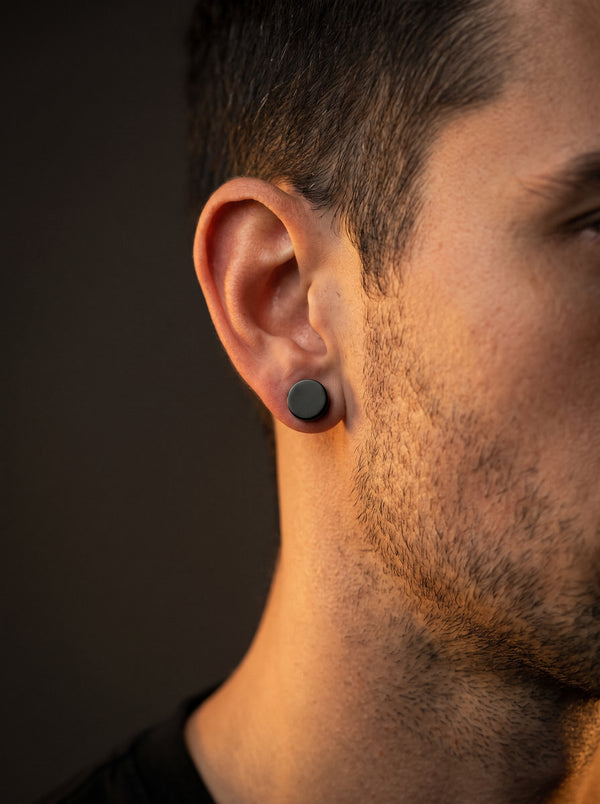Boucle d’Oreille Homme NOIRE PLATE (Paire)
