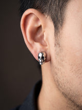Boucle d'Oreille Homme SKULL (Paire) portee lifestyle Stag