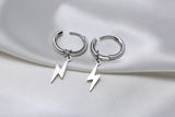 Boucle d'oreille homme éclair argenté
