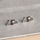 puce d'oreille tete de mort