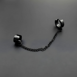 Ear cuff avec chaine au style punk noir